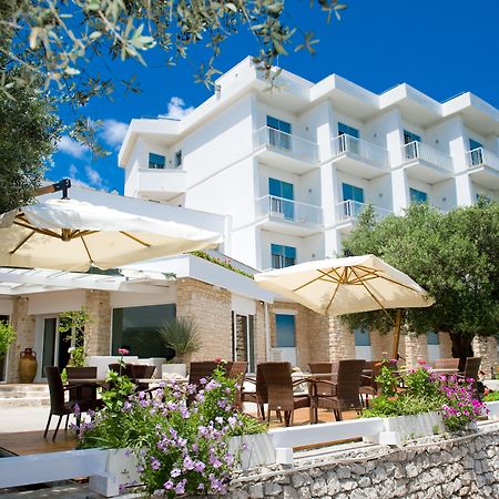 Hotel Orsa Maggiore Castro  Exterior photo
