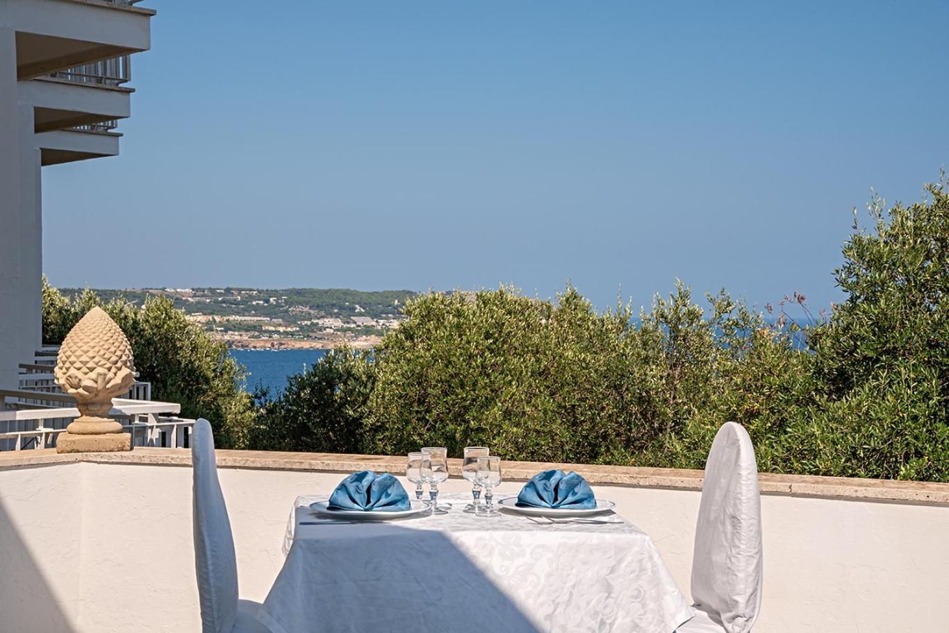 Hotel Orsa Maggiore Castro  Exterior photo