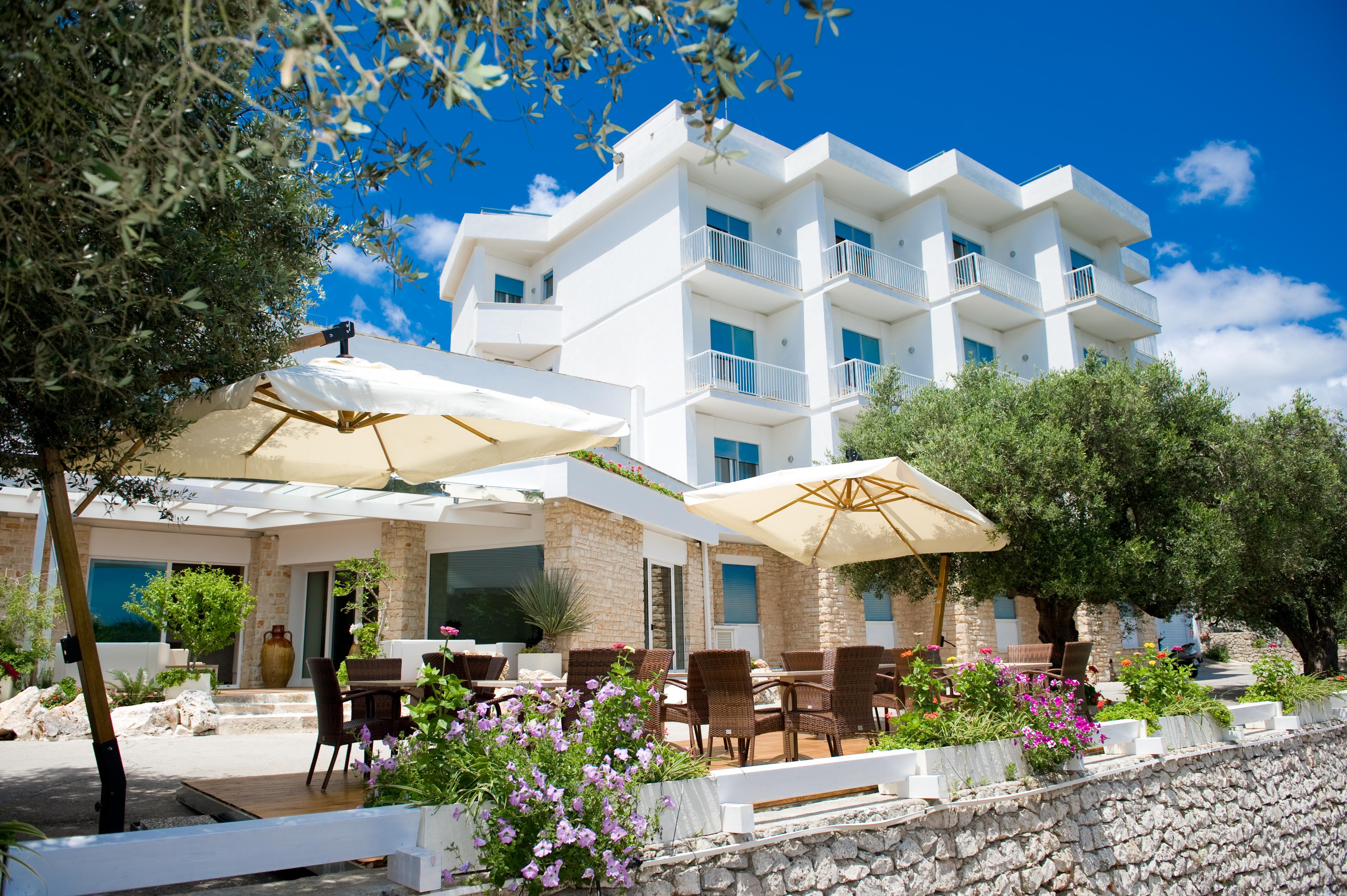 Hotel Orsa Maggiore Castro  Exterior photo