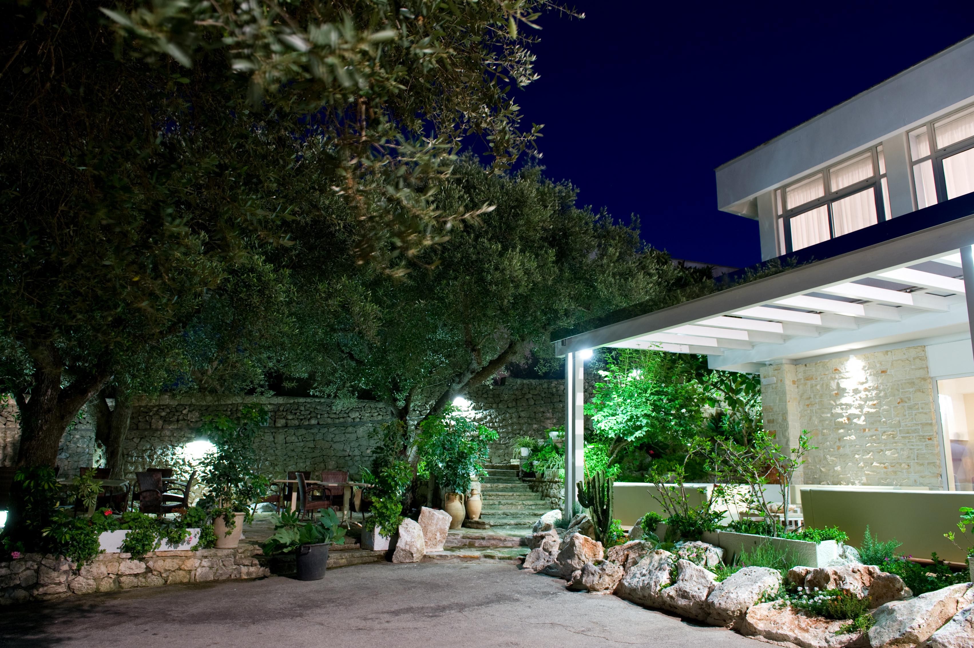 Hotel Orsa Maggiore Castro  Exterior photo