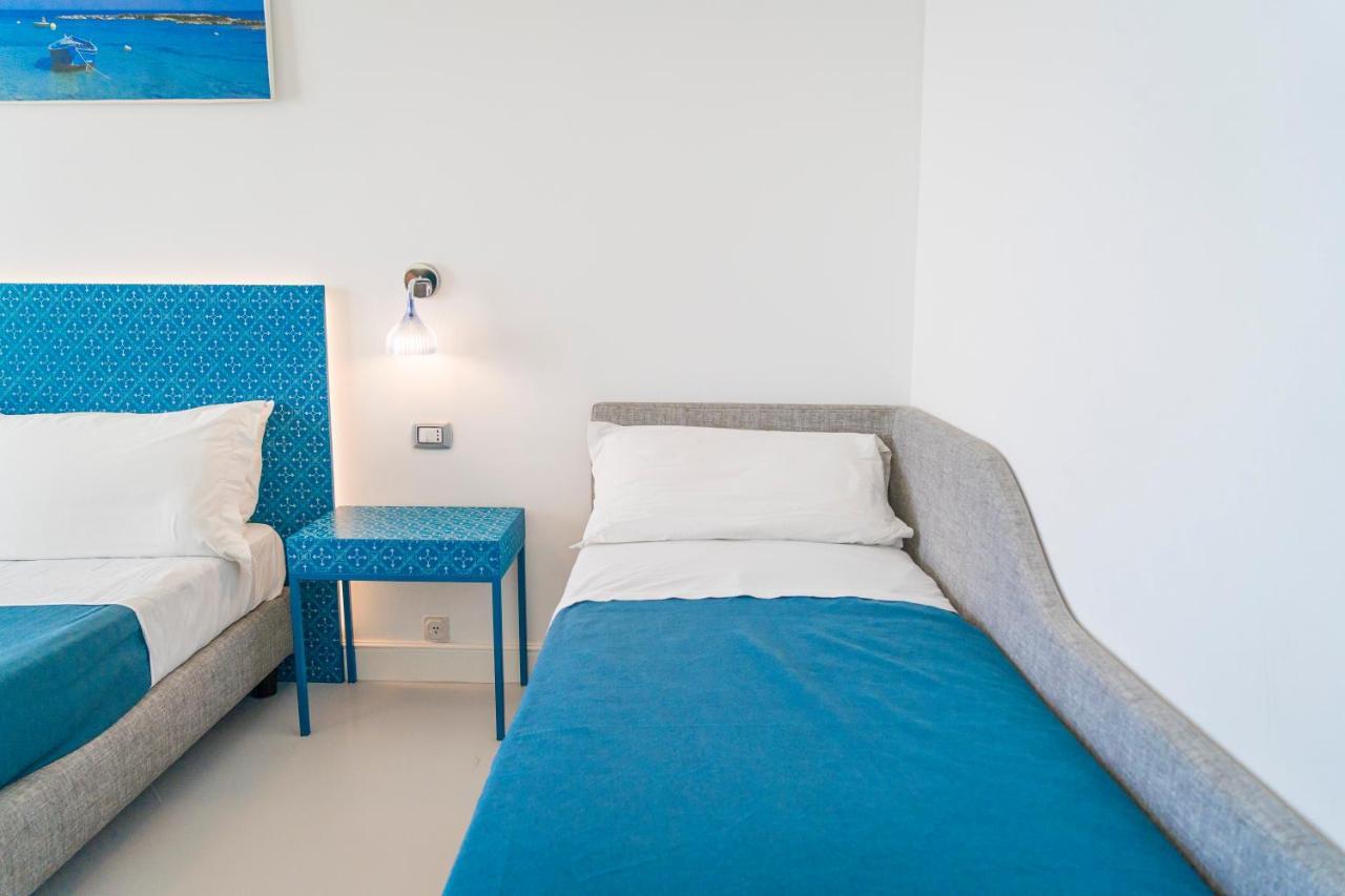 Hotel Orsa Maggiore Castro  Exterior photo