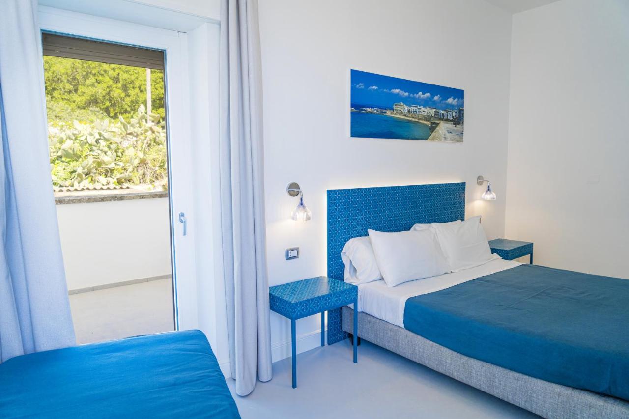 Hotel Orsa Maggiore Castro  Exterior photo