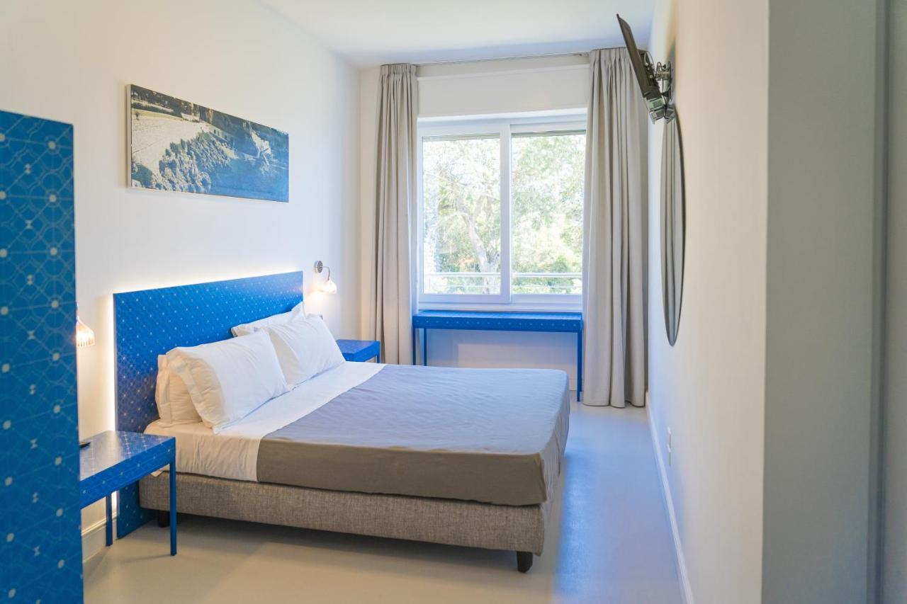 Hotel Orsa Maggiore Castro  Exterior photo