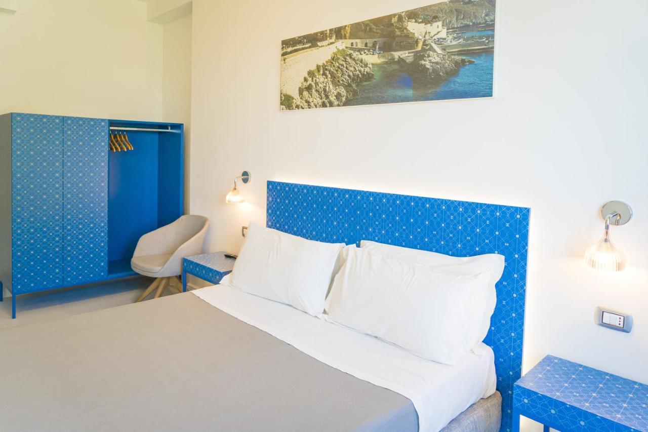 Hotel Orsa Maggiore Castro  Exterior photo